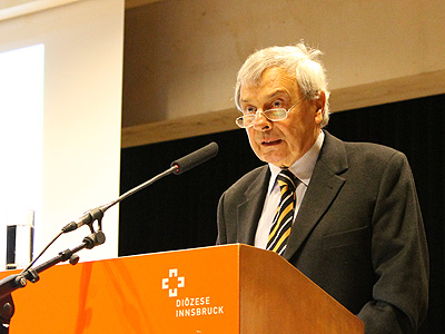 Dr. Hans Gschnitzer